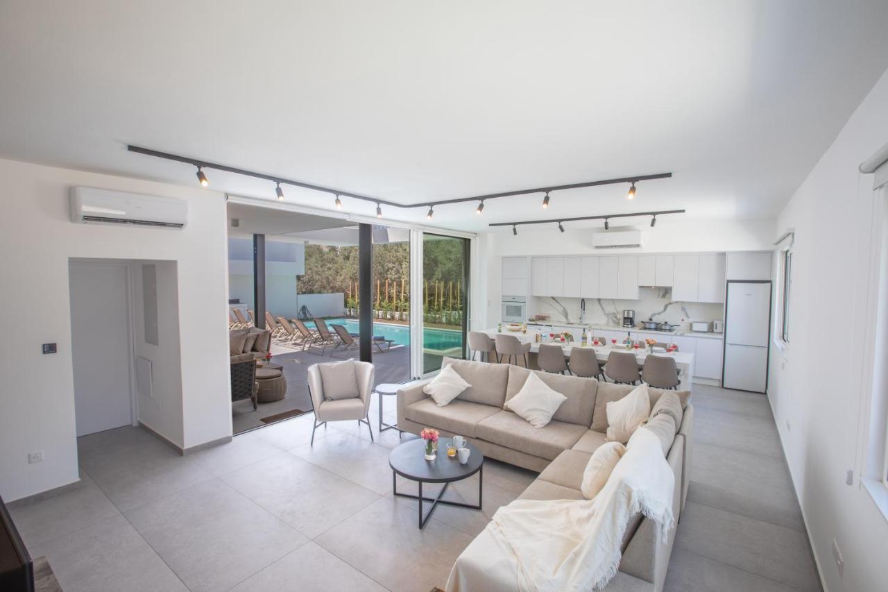 Kube Luxury Villas Айя Напа Екстериор снимка
