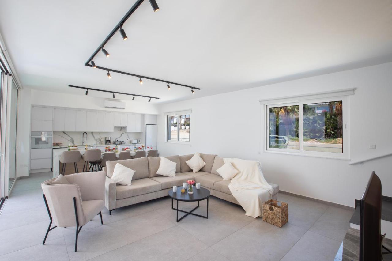 Kube Luxury Villas Айя Напа Екстериор снимка